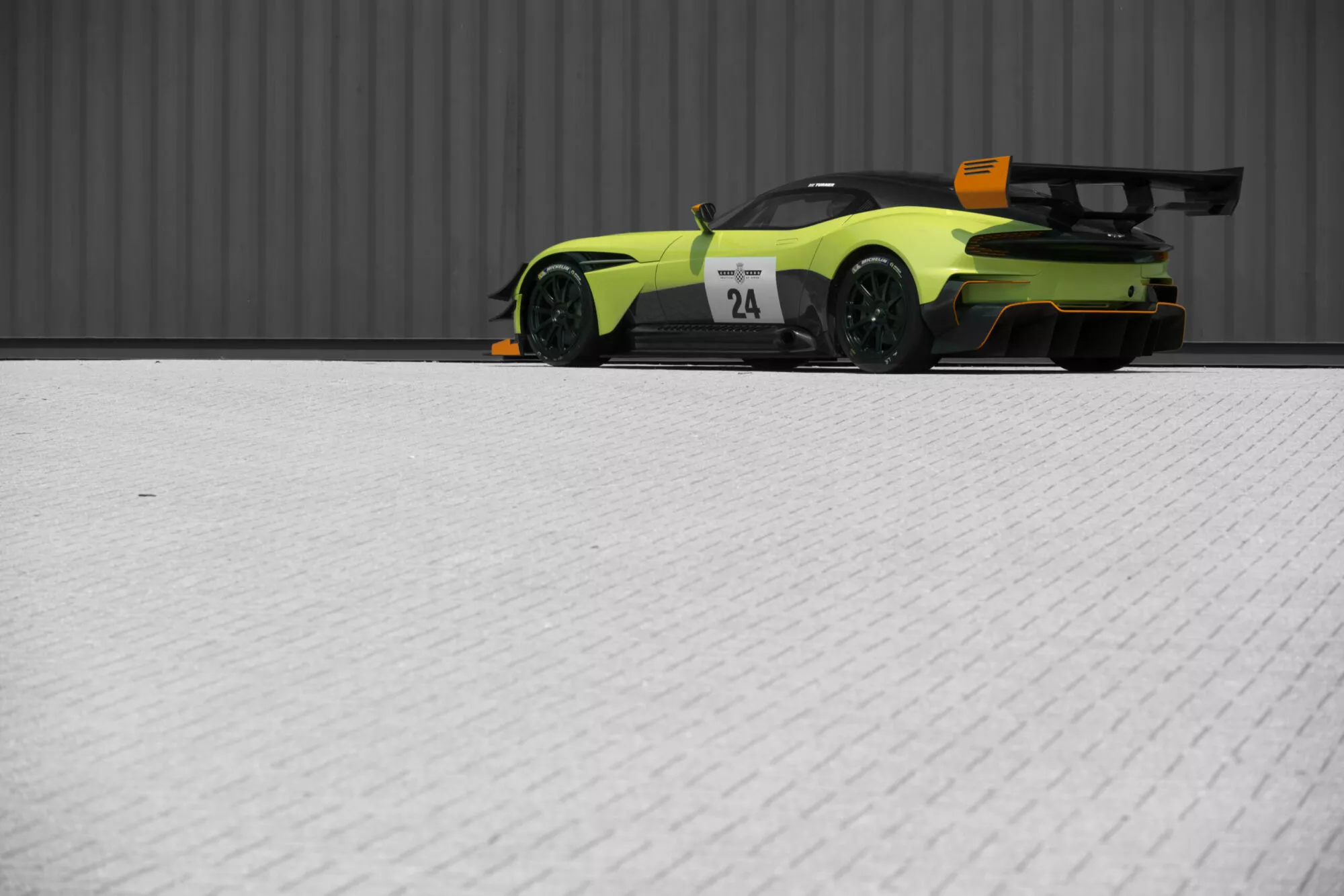 2018 Aston Martin Vulcan AMR Pro