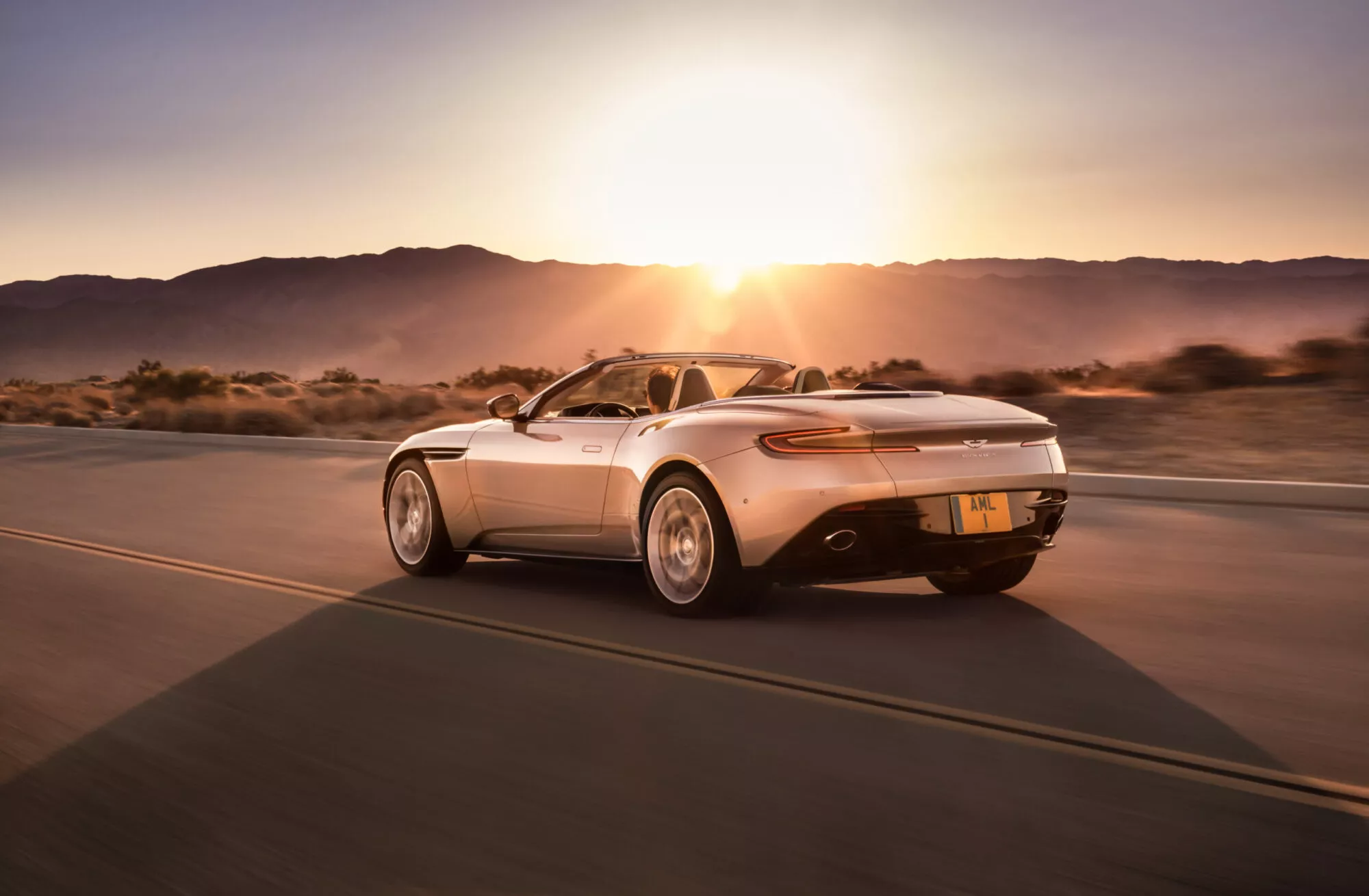 DB11 Volante: Die Rückkehr des ultimativen Sport-GT-Cabrios​ – Aston Martin