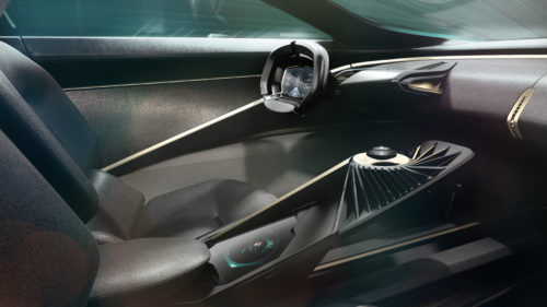 Lagonda Prasentiert Den Luxus Suv Der Zukunft Aston Martin
