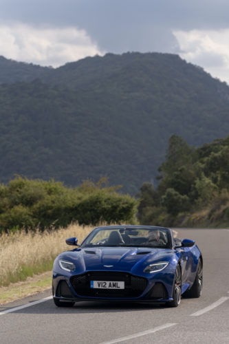 Aston martin dbs superleggera volante