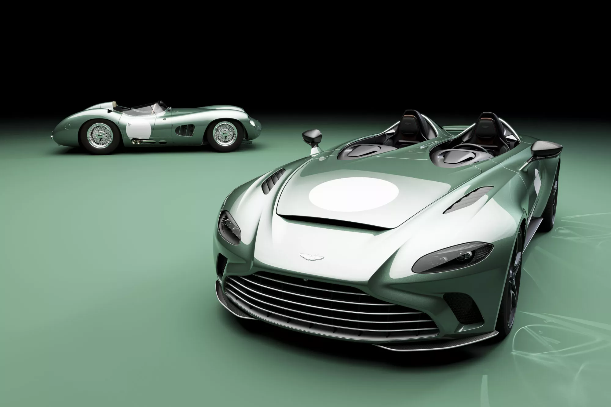 Aston Martin Made a One-of-One Retro Supercar With 847 Horses, a V12 and  Manual Transmission