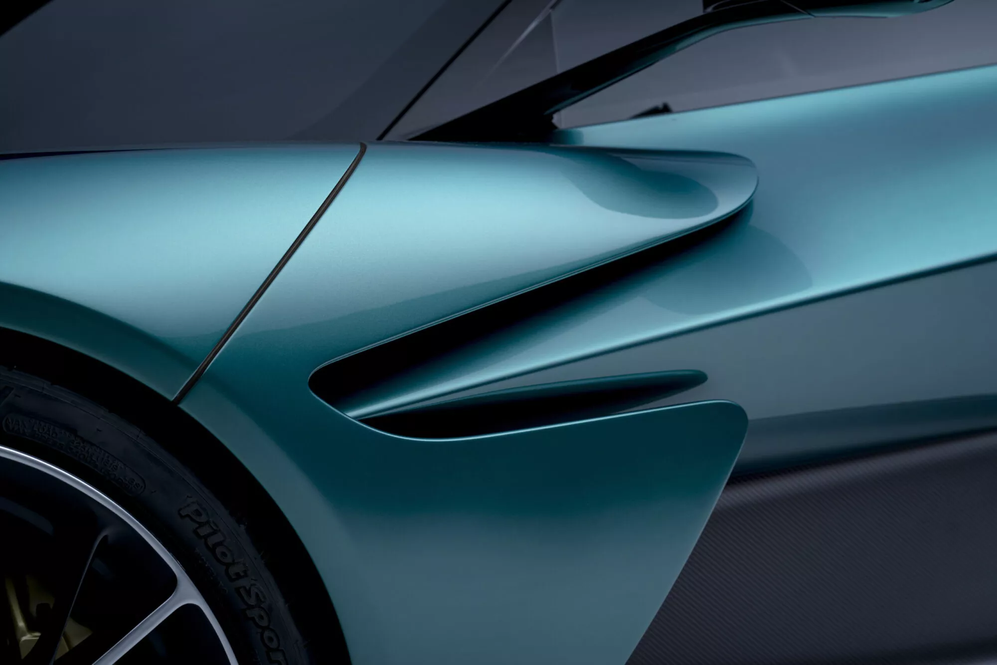 Aston Martin Valhalla Update: Now Pushing 1,000 HP, Plus Even More Downforce
